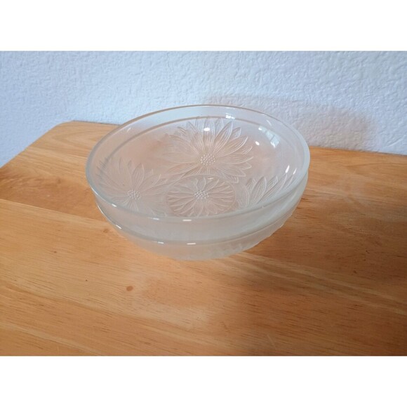 Daisy Etched Flower Glass Candy Dish Set Of 2 - Picture 2 of 5